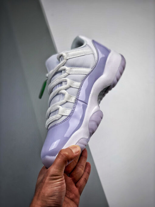 Air Jordan 11 Low White/Pure Violet AH7860-101 - Image 3