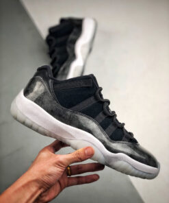 Air Jordan 11 Low ” Barons” Black/Metallic Silver-White
