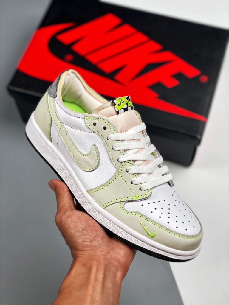 Air Jordan 1 Low OG White/Ghost Green-Black DM7837-103