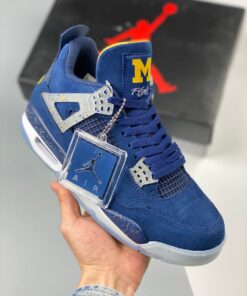 Air Jordan 4 ” Michigan Wolverines” PE