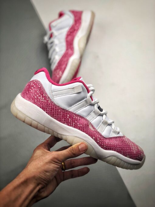 Air Jordan 11 Low WMNS ” Pink Snakeskin” White/Watermelon-Black