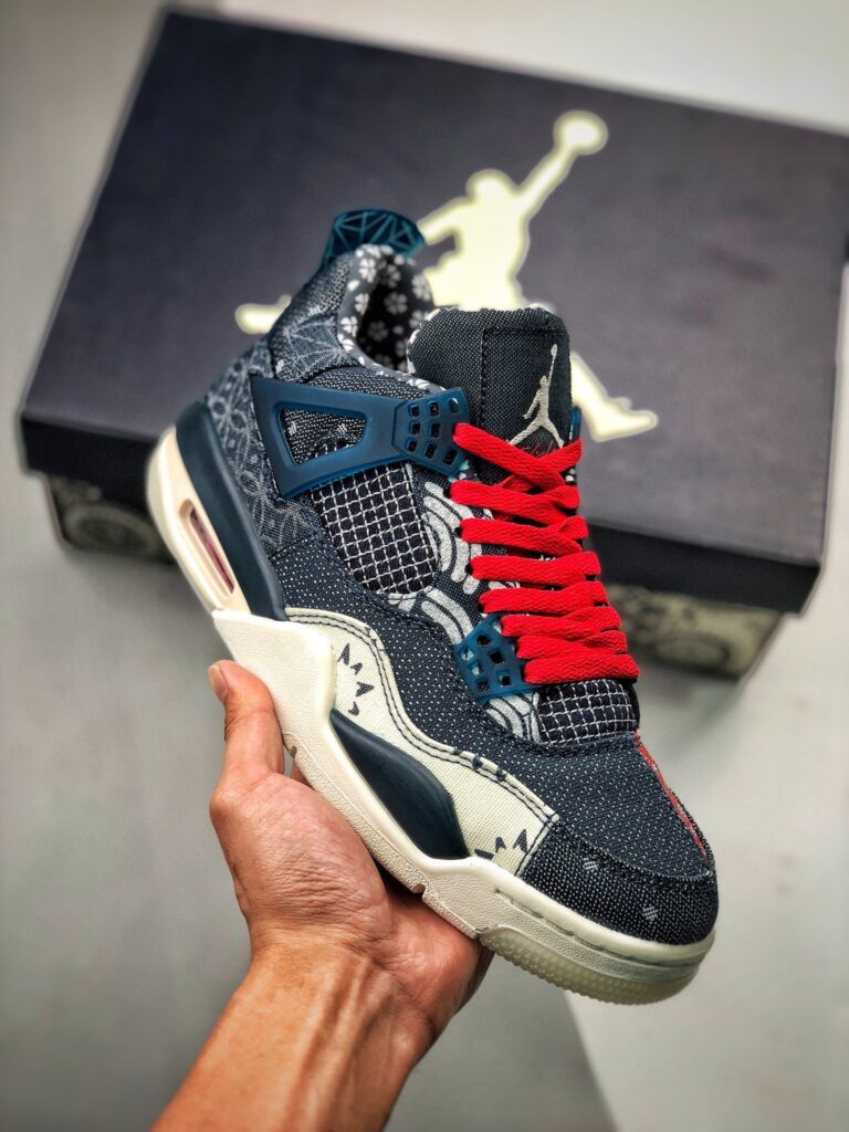 Air Jordan 4 SE ” Sashiko” Deep Ocean/Sail-Cement Grey-Fire Red