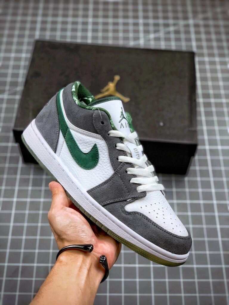 Air Jordan 1 Low ‘North Side’ White/Dark Forest-Light Graphite