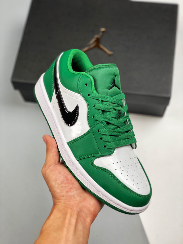 Air Jordan 1 Low ” Pine Green” 553558-301