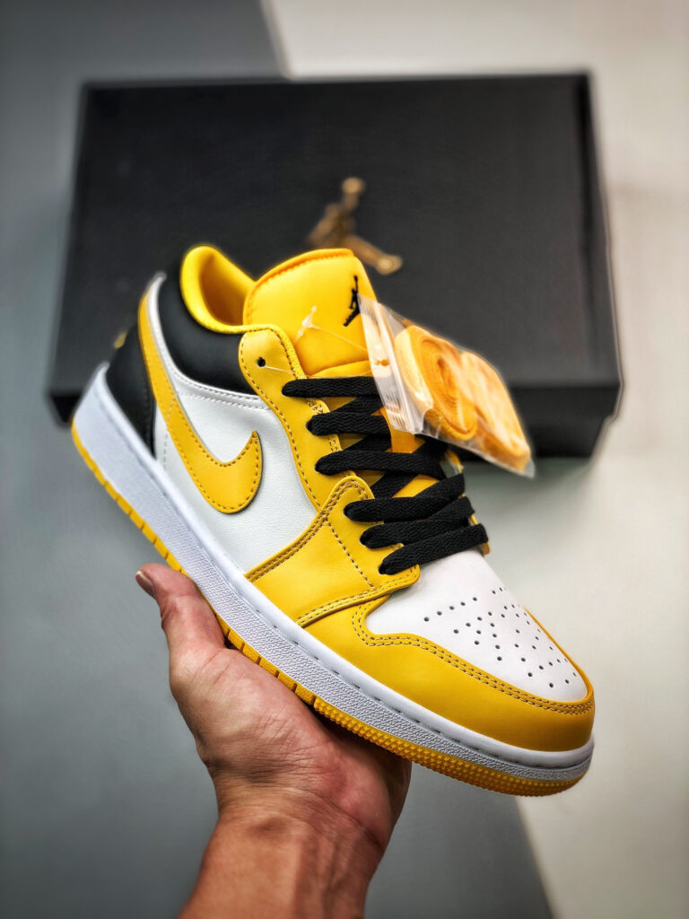 Air Jordan 1 Low ‘Taxi’ University Gold/White/Black 553560-701