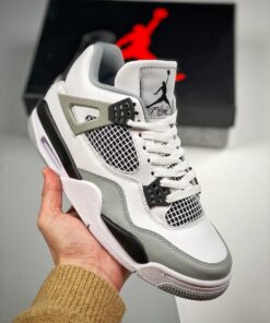 Air Jordan 4 ” Military Black” White/Black-Neutral Grey