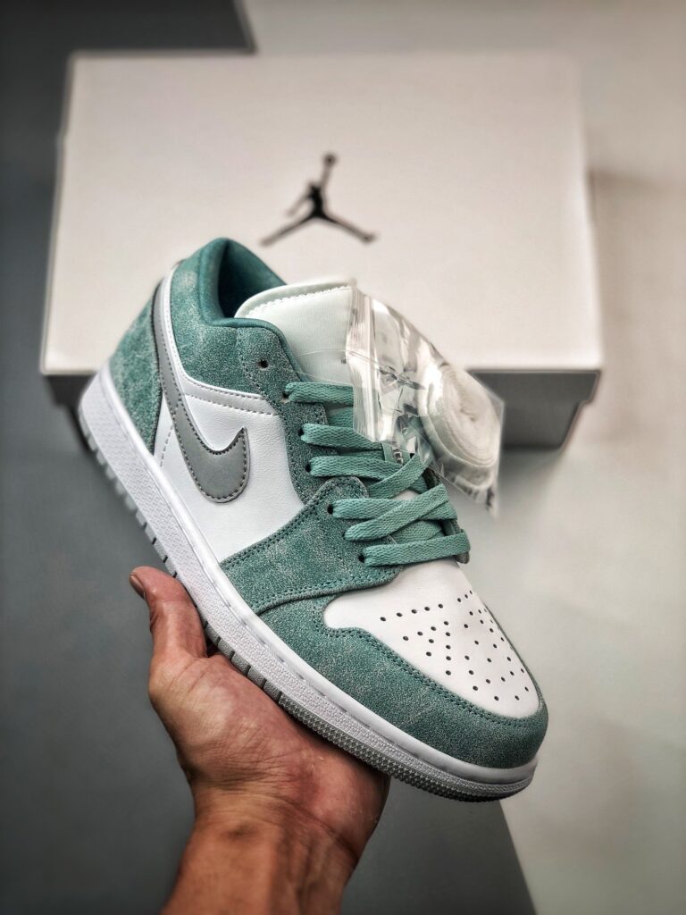 Air Jordan 1 Low New Emerald/White-Light Steel Grey DN3705-301