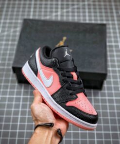 Air Jordan 1 Low Dark Smoke Grey/White-Pink Quartz