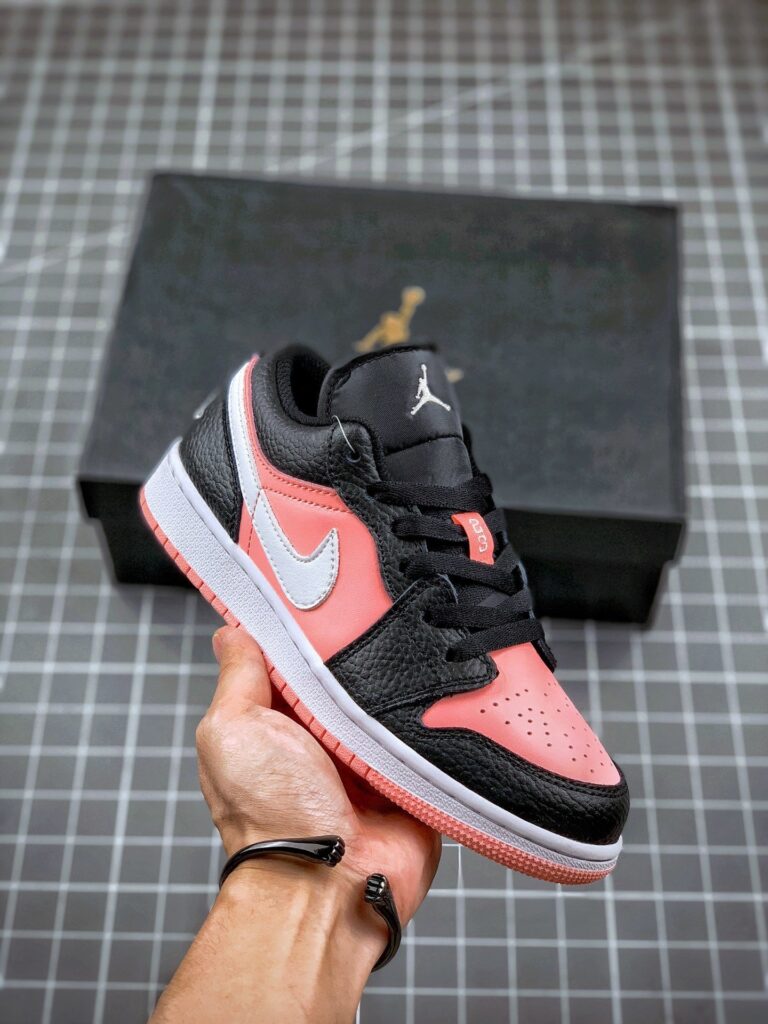 Air Jordan 1 Low Dark Smoke Grey/White-Pink Quartz
