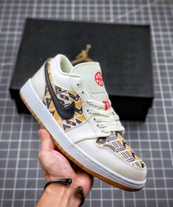 Air Jordan 1 Low ” Quai 54″ Sail/Team Orange-Baroque Brown
