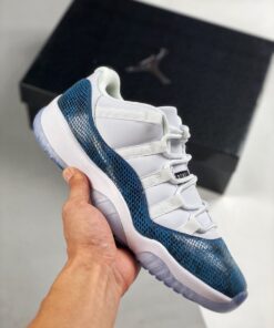 Air Jordan 11 Low ” Navy Blue Snakeskin” CD6846-102
