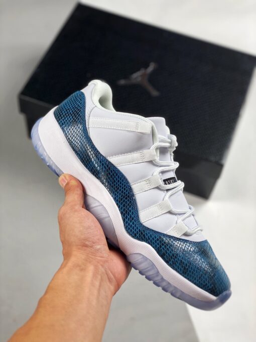Air Jordan 11 Low ” Navy Blue Snakeskin” CD6846-102