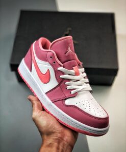 Air Jordan 1 Low Desert Berry/Coral Chalk-White 553560-616