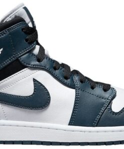 Air Jordan 1 Mid 'Armory Navy' 554724-411