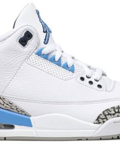 Air Jordan 3 Retro 'UNC' CT8532-104