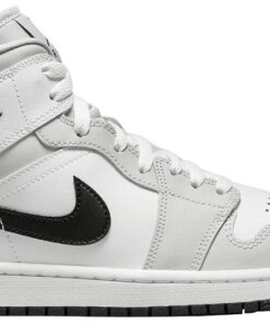 Air Jordan 1 Mid 'Light Smoke Grey' BQ6472-015