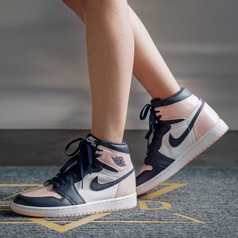 Air Jordan 1 Retro High OG SE 'Atmosphere' DD9335-641 - Image 11
