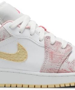 Air Jordan 1 Low GS 'Strawberry Ice Cream' CW7104-601