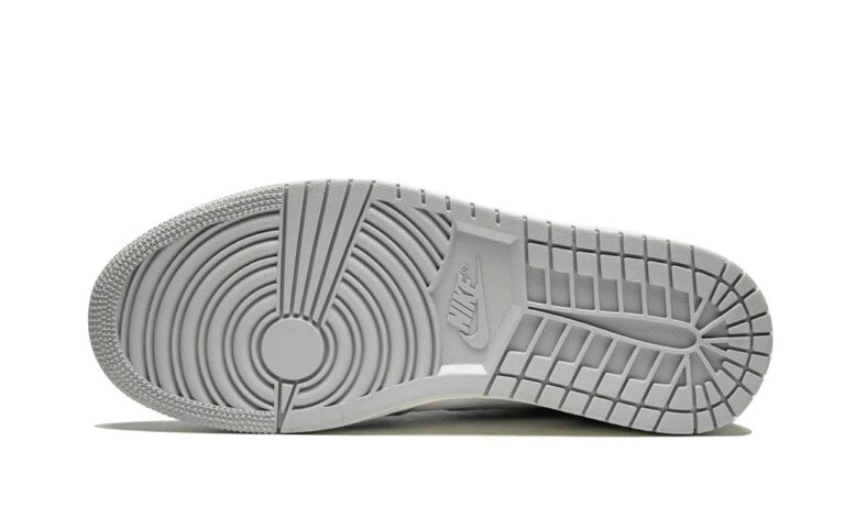 Nike Air Joradn 1 Turbo Green Flight Nostalgia - Image 4