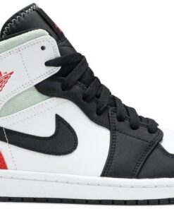 Air Jordan 1 Mid SE 'Red Black Toe' 852542-100