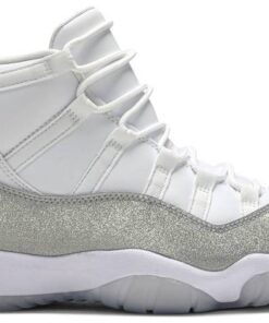 Air Jordan 11 Retro 'Vast Grey' AR0715-100