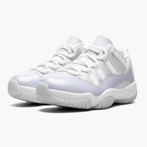 Air Jordan 11 LOW WMNS “PURE VIOLET” - Image 2