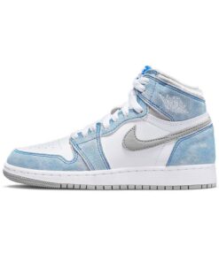 Air Jordan 1 High "Hyper Royal"