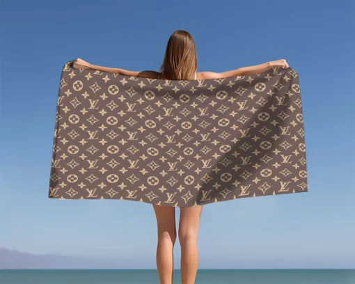 [NEW] Premium LOUIS VUITTON Beach Towel ?? Summer 2024 MRS-RYUJ-LV137920
