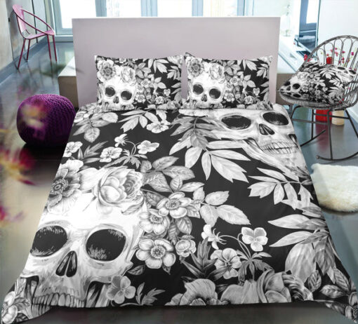 cozy bed feliz dia de las madres Black & White Floral Skull Bedding Set