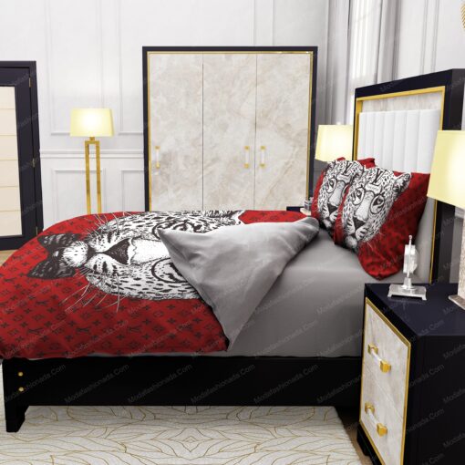 bed aesthetic cozy bedroom aesthetic feliz dia de las madres Leopard Head Louis Vuitton Bedding Sets - Image 6