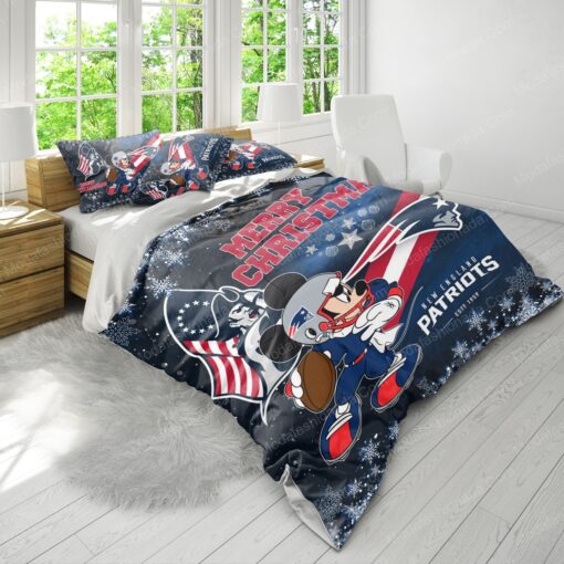 mothers day cards feliz dia de las madres cozy bedroom aesthetic Mickey Mouse NFL New England Patriots Christmas Bedding Sets - Image 3