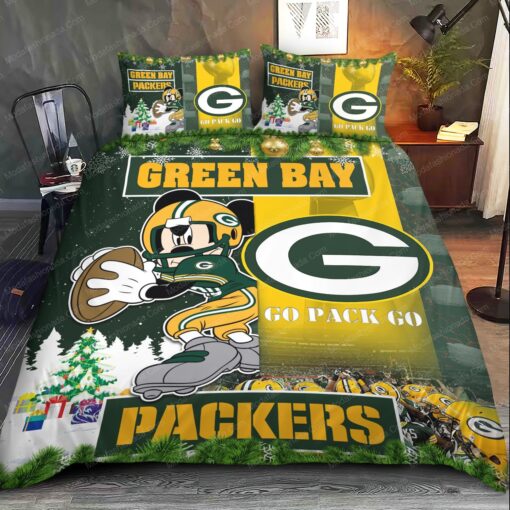 mother's day cozy bedroom aesthetic cozy bed NFL Green Bay Packers Mickey Mouse Bedding Sets - Image 2