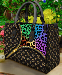 Louis Vuitton Women's Leather Handbag- WinGear.shop-LVHB_087