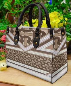 Limited Edition Burberry Leather handbag purse Luxury