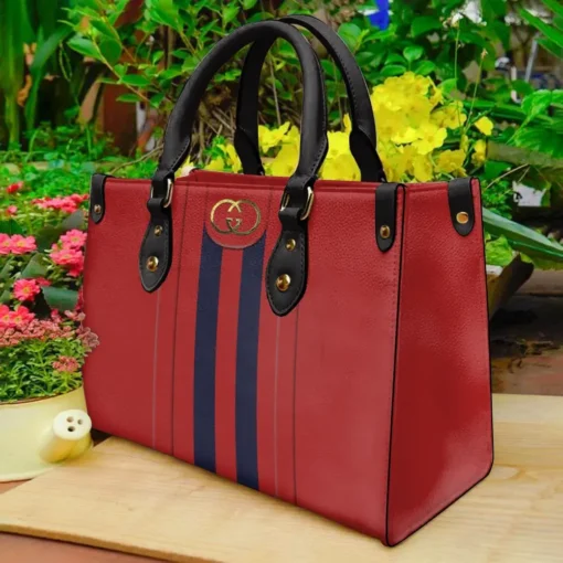 Limited Edition Gucci Leather handbag purse Luxury