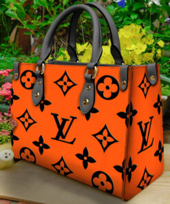 Louis Vuitton Women's Leather Handbag- WinGear.shop-LVHB_093