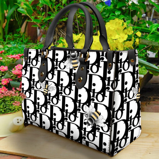 Dior Women's Leather Handbag - WinGear.shop-DOHB_055