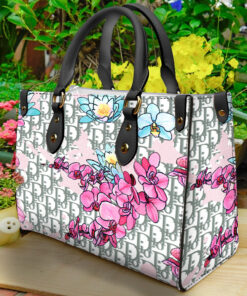 Dior Women's Leather Handbag - WinGear.shop-DOHB_044