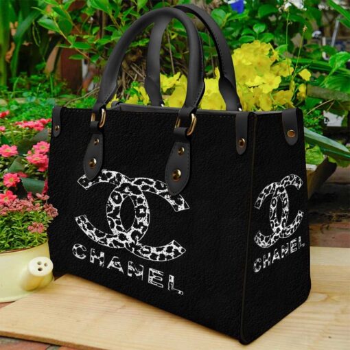 Chanel Women's Leather Handbag -WinGear.shop-CNHB_019