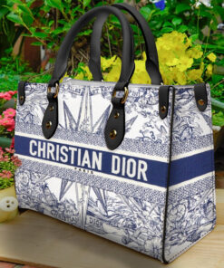 Dior Women's Leather Handbag - WinGear.shop-DOHB_019