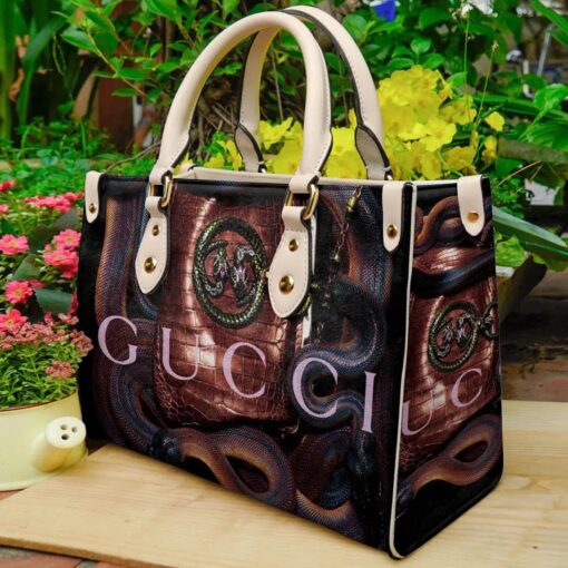 Gucci Women Leather handbag purse NG - SuperHyp - Image 2