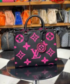 Louis Vuitton Women's Leather Handbag- WinGear.shop-LVHB_022