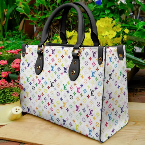 Louis Vuitton Women's Leather Handbag- WinGear.shop-LVHB_055