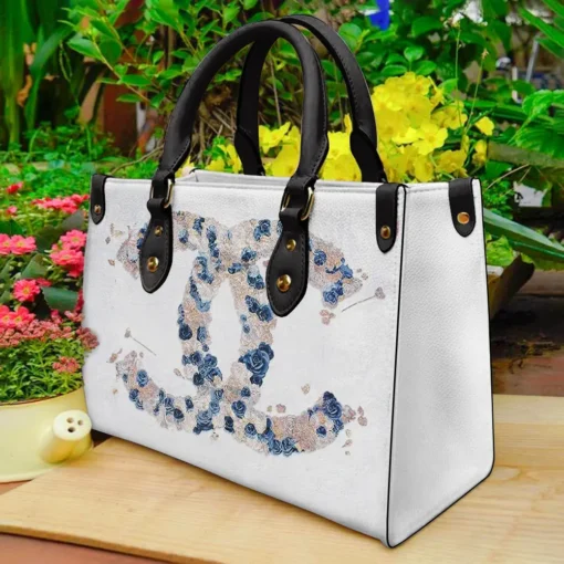 Chanel Women's Leather Handbag -WinGear.shop-CNHB_046