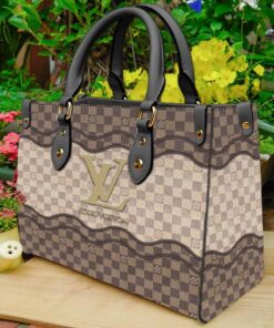 Louis vuitton monogram luxury brand fashion women small handbag purse for beauty