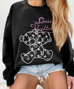 Women?s Premium Graphic Sweatshirt ? Cozy Streetwear Crewneck | US & EU Sizes