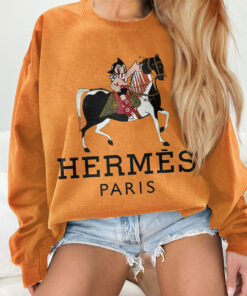 Women?s Premium Graphic Sweatshirt ? Cozy Streetwear Crewneck | US & EU Sizes