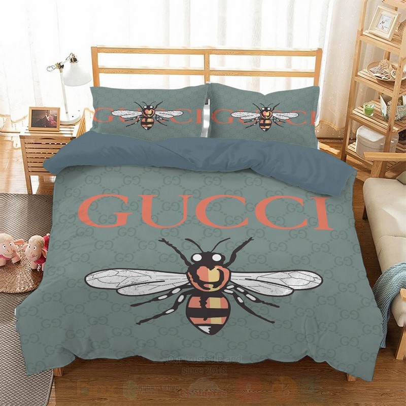 BEST Gucci Bee Blue Luxury Bedding Set -livanniespoon Store