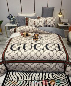 HOT Gucci Bee GC pattern khaki bedroom bedding set -livanniespoon Store