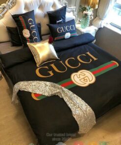 HOT Gucci GC logo black bedroom bedding set -livanniespoon Store
